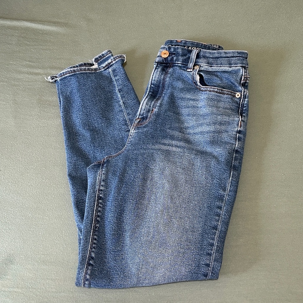 American Eagle Curvy Mom Jeans